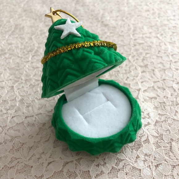 Ring Box Christmas Tree ๐ ๐ NWT - Picture 4 of 7
